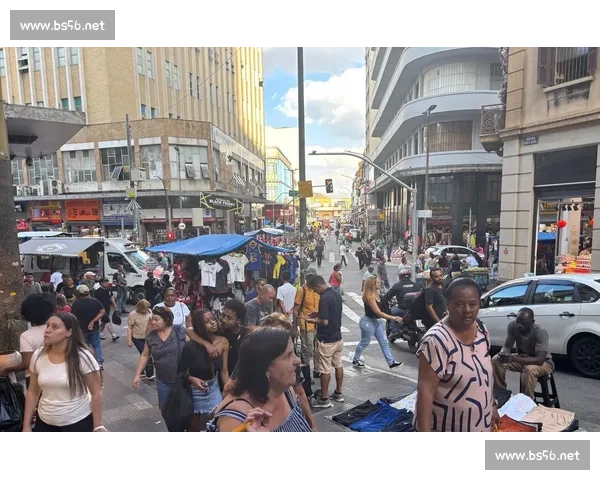 欠薪困境下的生存选择:巴西球员因业余比赛遭解雇 欠薪困境下的生存选择:巴西球员因业余比赛遭解雇